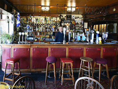 Lounge Bar 2.  by Michael Schouten. Published on 